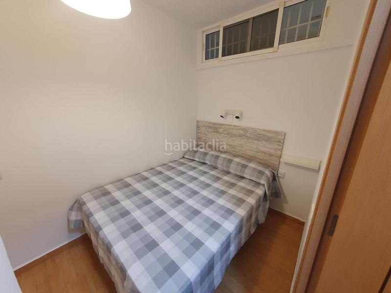 Foto ddac351a-edcd-47e0-8fdc-fe879317f1d6. Alquiler piso bonito apartamento en primera línea de playa en Benalmádena