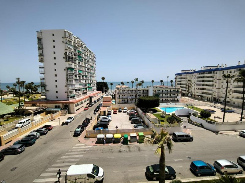 Foto 22107c39-c260-4818-a510-b872e1da0f84. Alquiler piso precioso piso de septiembre a junio en Benalmádena