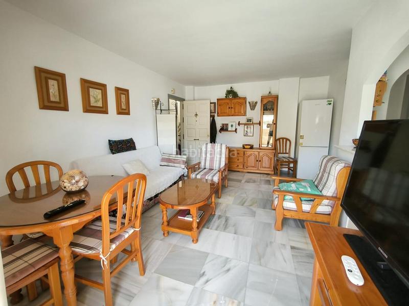Foto f568a3f2-b9e9-4257-a231-43105daf3a25. Alquiler piso precioso piso de septiembre a junio en Benalmádena