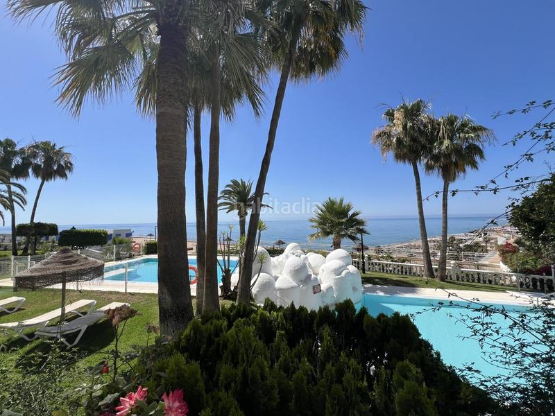 Foto c5518834-ddcb-4a9f-b00f-961f5a8f27b1. Location rez-de-chaussée avec parking piscine dans El Bajondillo Torremolinos