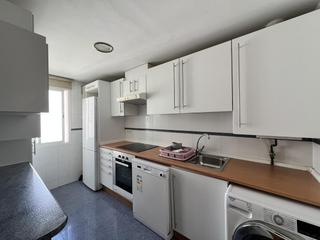 Lloguer Pis  Jacinto verdaguer. Precioso, piso de dos habitaciones con garaje para larga tempora