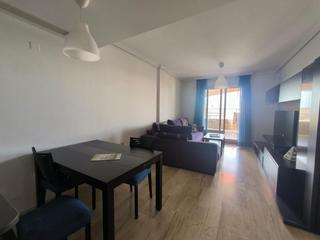 Lloguer Pis  Ciudad de ceuta. Piso de dos habitaciones con piscina para larga temporada