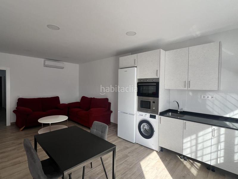 Foto bbfcc54a-a011-4322-8998-956847f768d6. Lloguer planta baixa a lope de rueda 50 a Fuente Alegre - El Chaparral - Los Morales Málaga