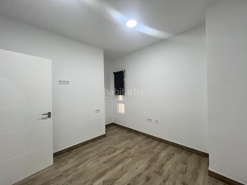 Foto 70c67eb1-8119-4e7c-aea6-da142faefaf4. Miete erdgeschoss in lope de rueda 50 in Fuente Alegre - El Chaparral - Los Morales Málaga