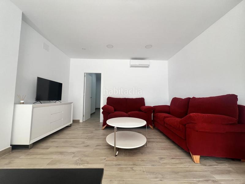 Foto db310e3e-7f15-4992-80bc-c22e6efb0adf. Miete erdgeschoss in lope de rueda 50 in Fuente Alegre - El Chaparral - Los Morales Málaga