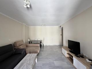 Miete Etagenwohnung in Jacinto verdaguer 4. Precioso, piso de dos habitaciones, con dos baños y plaza de gar