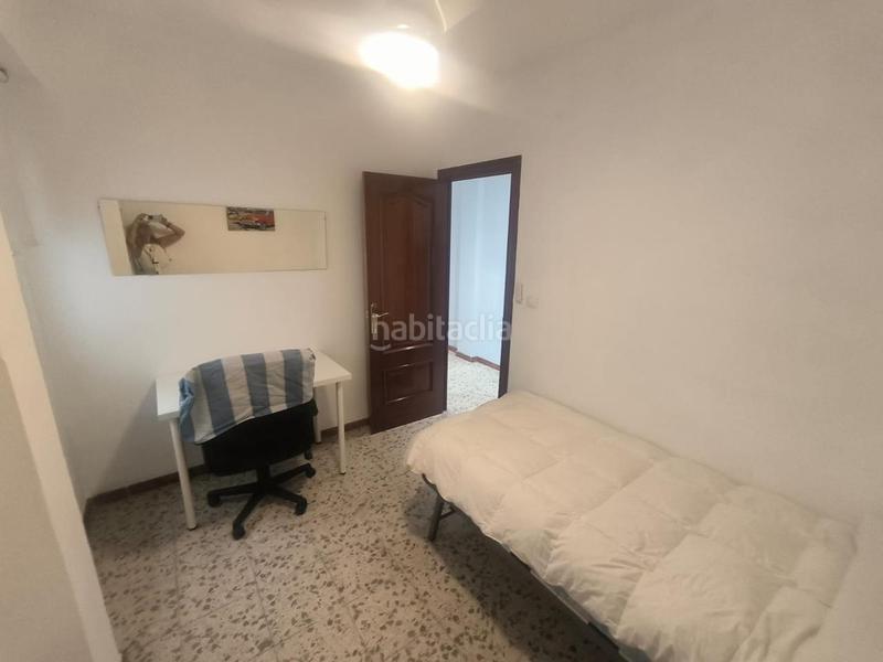 Foto ed8a7bad-7ce0-4a11-bba1-f3a5648cead7. Affitto appartamento in don juan de austria 37 in Málaga