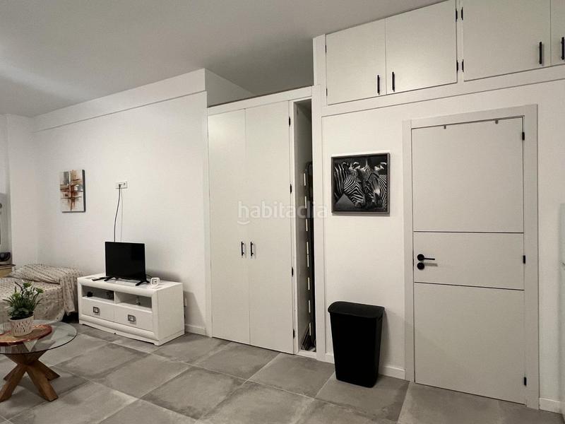 Foto 4c30ddbc-2d67-4025-9b65-74349553a95f. Miete studiowohnung in jacinto benavente 3 in Puerto Deportivo Fuengirola