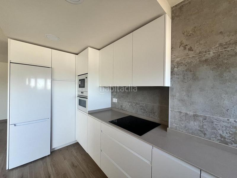 Foto 5215b658-befe-4f24-b186-4b5eaa262fa8. Affitto appartamento in Parque Ayala - Jardín de la Abadía - Huelín Málaga