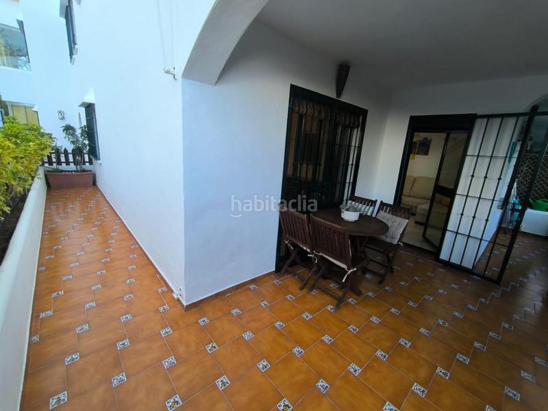 Foto 0335cced-fd4a-45b6-bf05-1dfb054f50d3. Alquiler piso precioso, piso de dos habitaciones con garaje cerrado en Benalmádena