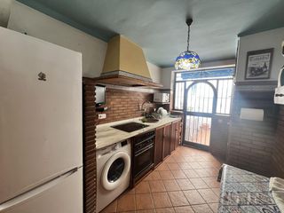 Lloguer Pis a Borbollón bajo 1. Precioso, piso para larga temporada en la carihuela