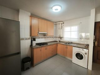 Location Appartement  El greco 3. Piso de dos habitaciones semiamueblado para larga temporada