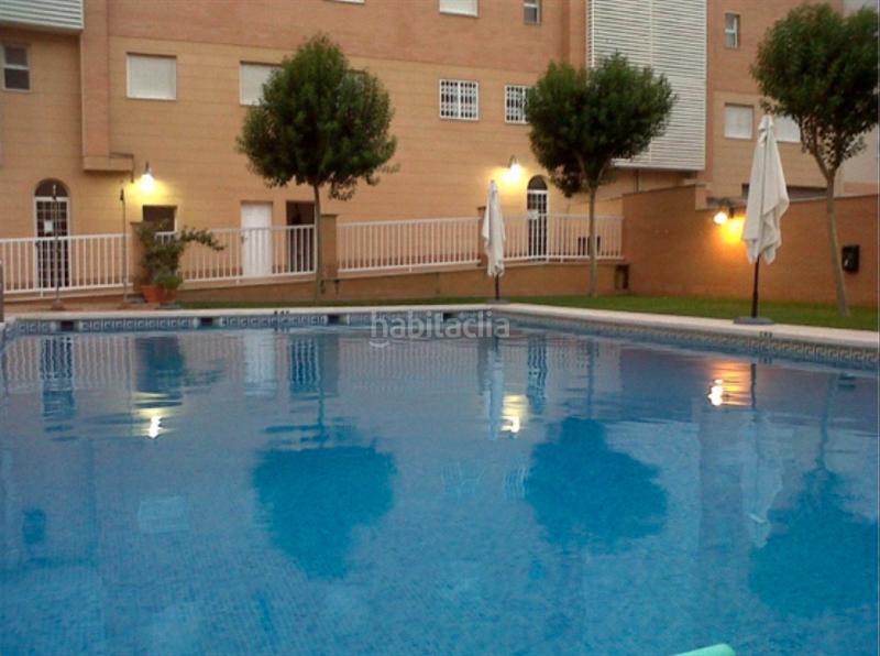 Foto 301e1079-260a-4a8b-bdfc-4ee9b0c1415c. Duplex avec chauffage piscine dans Renfe - Bulevar 1ª y 2ª Fase Jaén