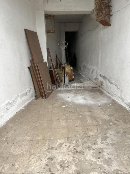 Foto 1d40f53f-e93f-4bf6-9196-4ff8c9e72feb. Autoparkplatz in Hospital Jaén