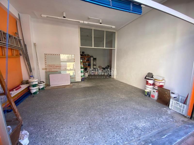 Foto a8101548-b40e-41d9-8c97-94678bf75745. Local comercial  en venta en Avda. De los Ogíjares Armilla