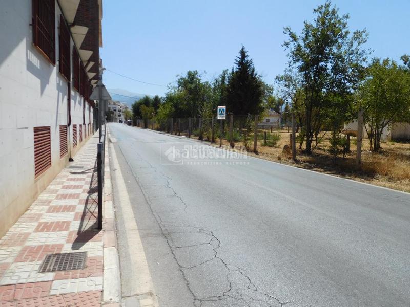 Foto 8f239e15-38bf-4121-b962-de08163f8db3. Local comercial a Avda. De los Ogíjares Armilla