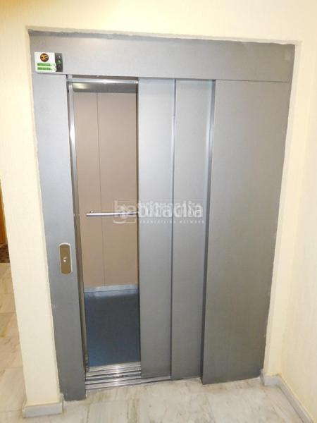 Foto d19a847b-df4a-4faf-97bc-3b82b10bef5e. Pis amb aparcament a Las Tres Cruces Armilla