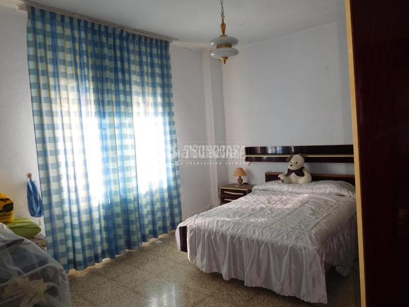 Foto a78a4eee-5889-4adc-a962-8adfa018fed1. Casa  en venta en Las Tres Cruces Armilla