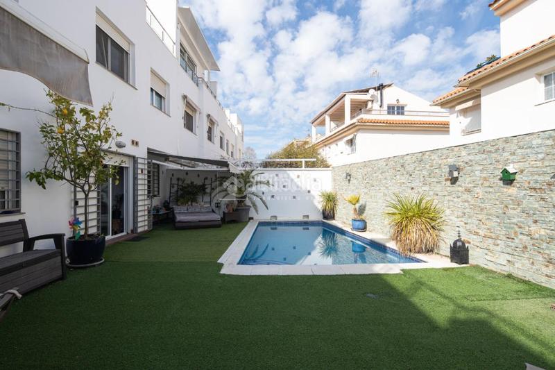 Foto 5a5885e7-1012-4550-9507-d7c0e2a11d0b. Casa pareada casa en venta en San Miguel Armilla