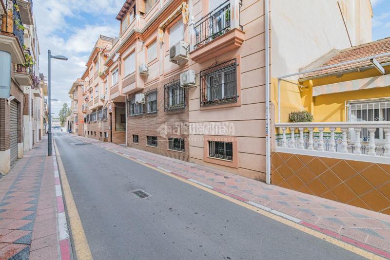 Foto a5dcaef3-dff1-4dd5-9f7c-b1d68b3d30c9. Piso  en venta en Avda. De los Ogíjares Armilla