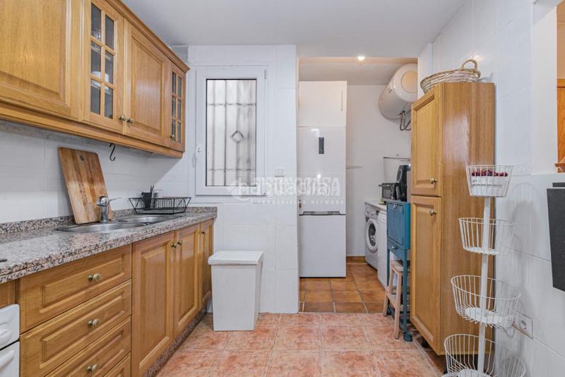 Foto c1a37950-3bf3-44c2-b0c1-657b0b8bb3e8. Piso  en venta en Avda. De los Ogíjares Armilla