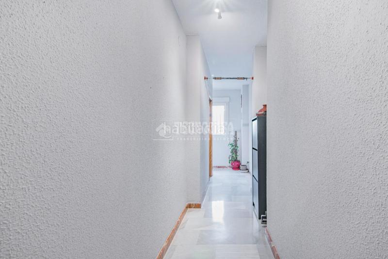 Foto c20ca856-64f5-49c9-a120-62432a2cf26a. Piso  en venta en Avda. De los Ogíjares Armilla