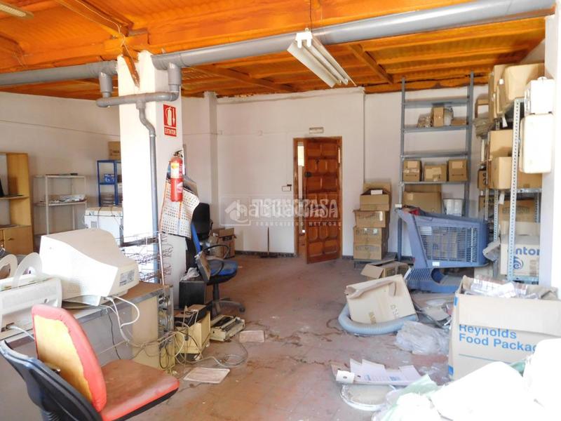 Foto b8ff41b7-c757-46c3-9e00-f6a490684934. Maison jumelée dans San Antón Armilla