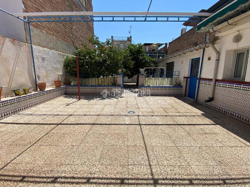 Foto 2b1a4375-06ee-424b-a40e-3be056431e09. Casa pareada casa en venta en San Antón Armilla
