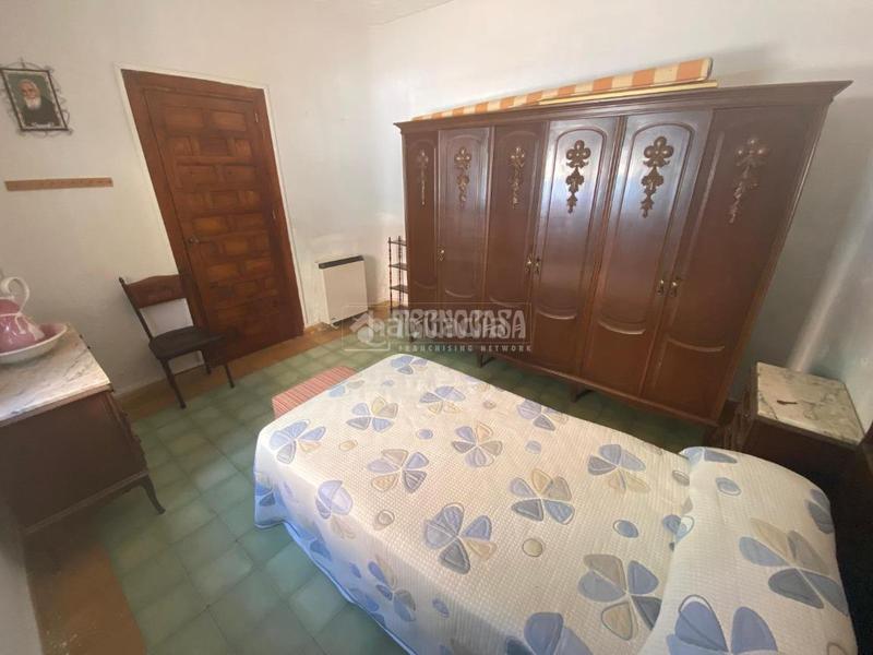 Foto 6b945389-a86c-4656-b134-15ef4b5c30a7. Casa pareada casa en venta en San Antón Armilla