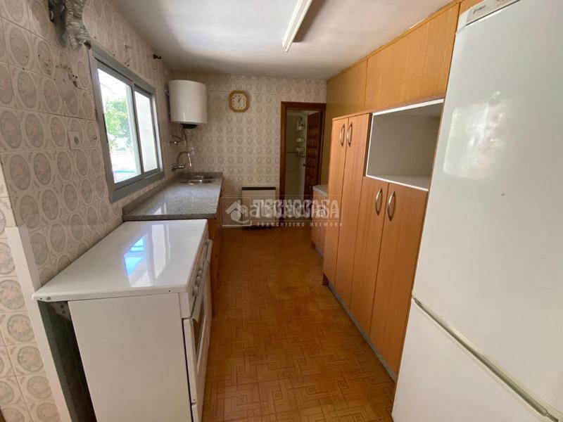 Foto 794bb97f-2ca8-48cb-9689-2cb4a53ffbe0. Casa pareada casa en venta en San Antón Armilla