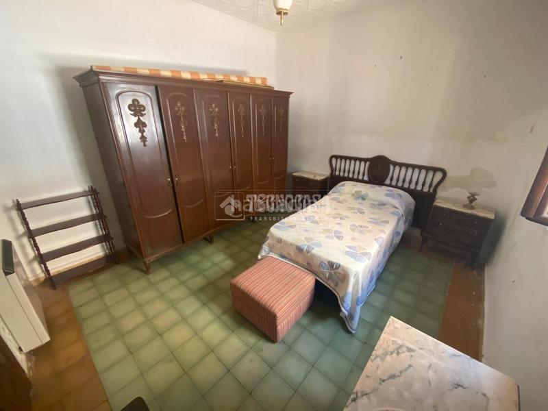 Foto 98c2e55f-f4b7-4571-b8de-b487c5534b3a. Casa pareada casa en venta en San Antón Armilla