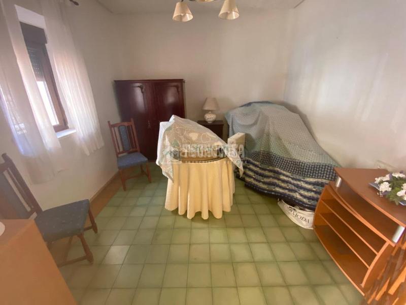 Foto e896ffee-8da7-4402-9eb5-d4d2e22548ee. Casa pareada casa en venta en San Antón Armilla