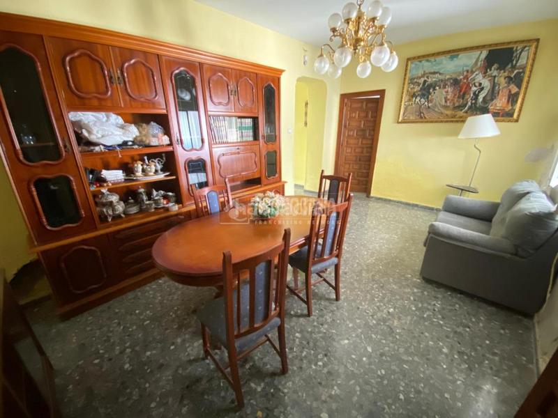 Foto efb16f93-3f2d-46f1-b8ed-4e3fad4bfe55. Casa pareada casa en venta en San Antón Armilla