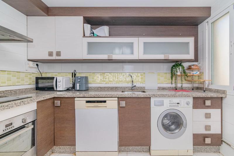 Foto 996bc445-50bd-4c01-9d86-6ddc619af079. Dachwohnung mit heizung in Las Tres Cruces Armilla