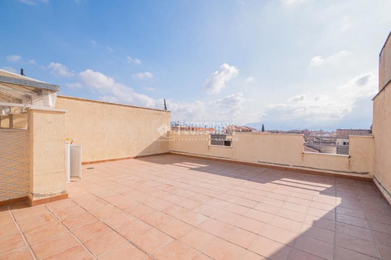 Foto ac13e93e-a06f-4492-8709-77dbb8b7b2f6. Dachwohnung mit heizung in Las Tres Cruces Armilla