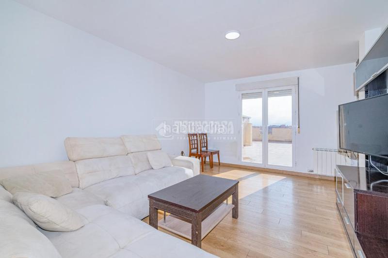 Foto c259594a-d60d-4c61-afe4-a95f295af453. Dachwohnung mit heizung in Las Tres Cruces Armilla