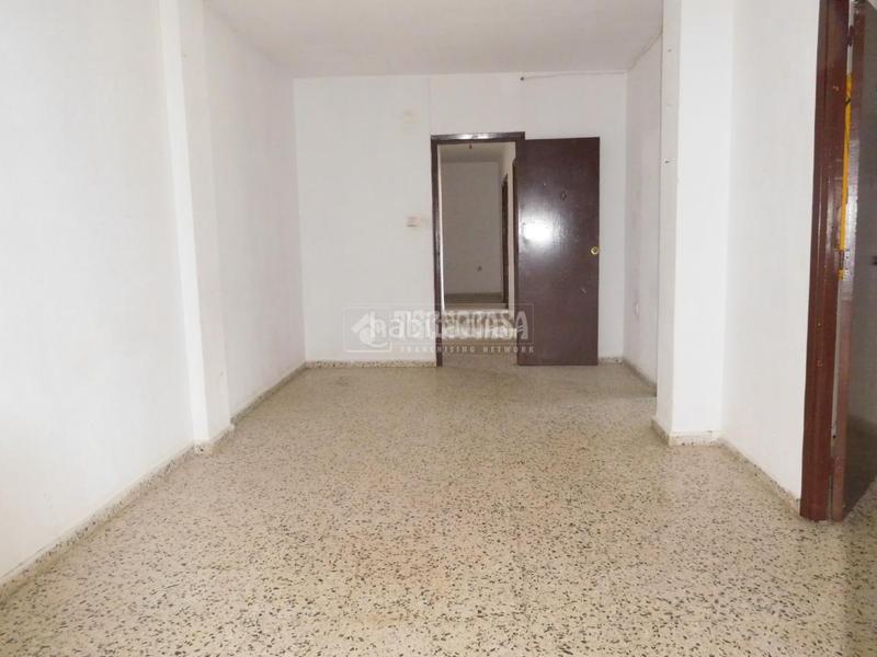 Foto a37f852d-8d44-4c5f-bcf6-281fe1110747. Piso  en venta en Poniente Armilla
