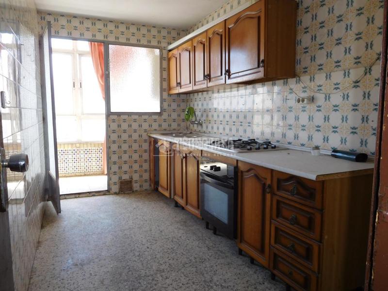 Foto dc465d11-3e05-466e-b2ce-e41a2c3bd0db. Piso  en venta en Poniente Armilla