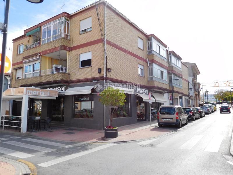 Foto e74d8a85-a683-4267-b5c6-0f1f8f93d685. Piso  en venta en Poniente Armilla