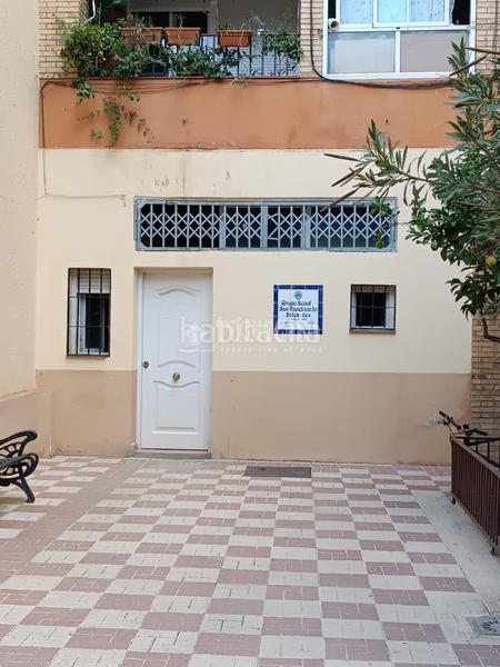 Foto e5141218-62be-4e38-bcee-05a8e41106e2. Locale commerciale in Las Tres Cruces Armilla