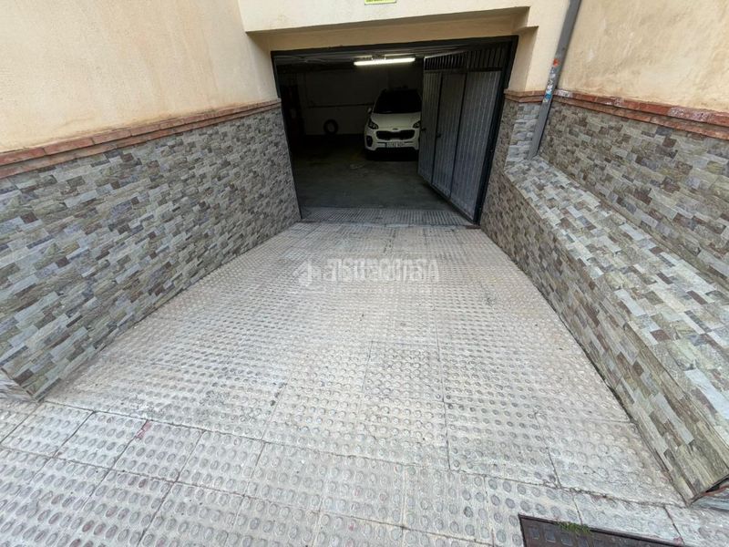 Foto 86375a4a-4cd5-495a-97eb-73e73090ab7f. Posto auto in San Miguel Armilla