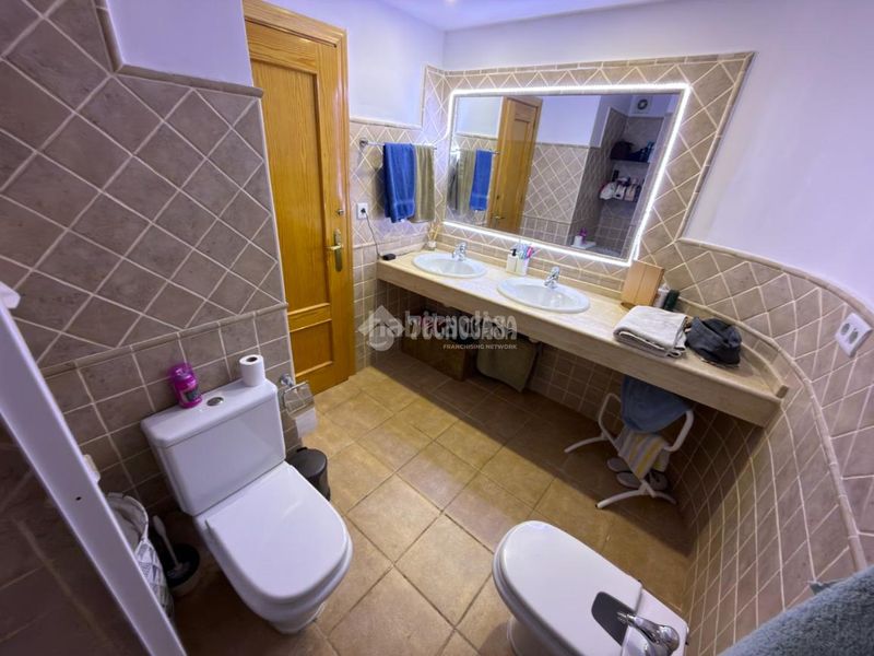Foto ba9d9a44-a55f-43b1-956e-546185e08652. Pis a Avda. De los Ogíjares Armilla