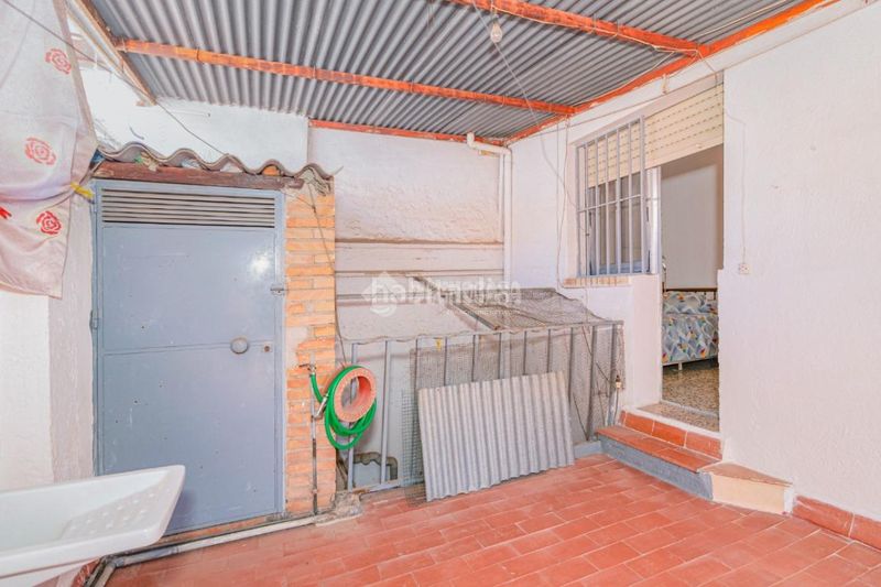 Foto ce388638-5c8b-40d7-acd9-e56595bafe53. Casa aparellada a Poniente Armilla
