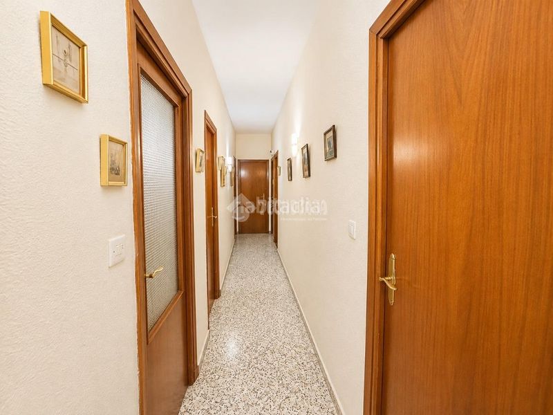 Foto 6512f734-71d6-4ac2-84c5-8f4045d0e6b5. Casa amb aparcament a Avda. De los Ogíjares Armilla