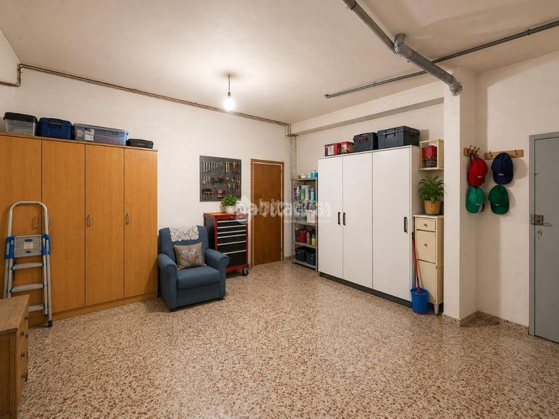 Foto cd83bc67-6ca1-4e58-a3fd-99a3cd58d9d7. Casa amb aparcament a Avda. De los Ogíjares Armilla