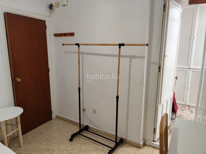 Foto 180f5986-a546-4074-9e50-8edeede8df40. Rent flat in La Caleta - La Viña Cádiz