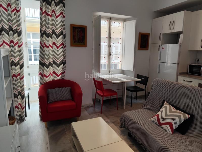 Foto 9576ba2c-c4cd-4083-b9c7-19630caf397a. Lloguer pis a La Caleta - La Viña Cádiz