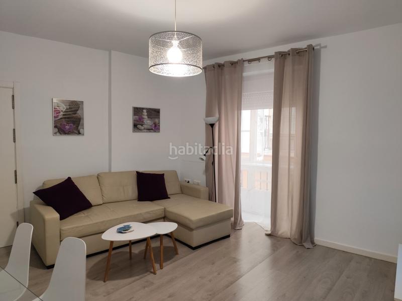 Foto b8ea43d6-7180-4196-b4d8-32a62c27f760. Alquiler piso en Centro Histórico Cádiz