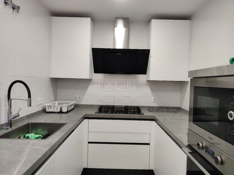 Foto 6f8a0c0f-97e8-4260-baf7-1d4152e950d9. Lloguer pis a Centro Histórico Cádiz
