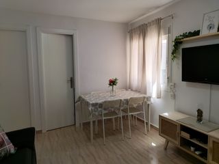 Rent Flat  Calle amor brujo. Temporada escolar